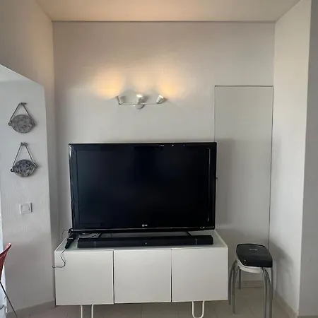 アパート Lovely 1 Bedroom Flat With Directly Access To The Beach *