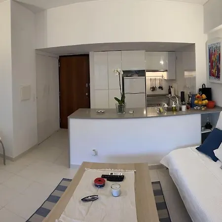 Lovely 1 Bedroom Flat With Directly Access To The Beach セシンブラ